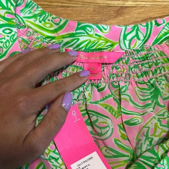 Lilly Pulitzer Elsa Silk Top Mandevilla Baby Fins And Flippers - Picture 9 of 9